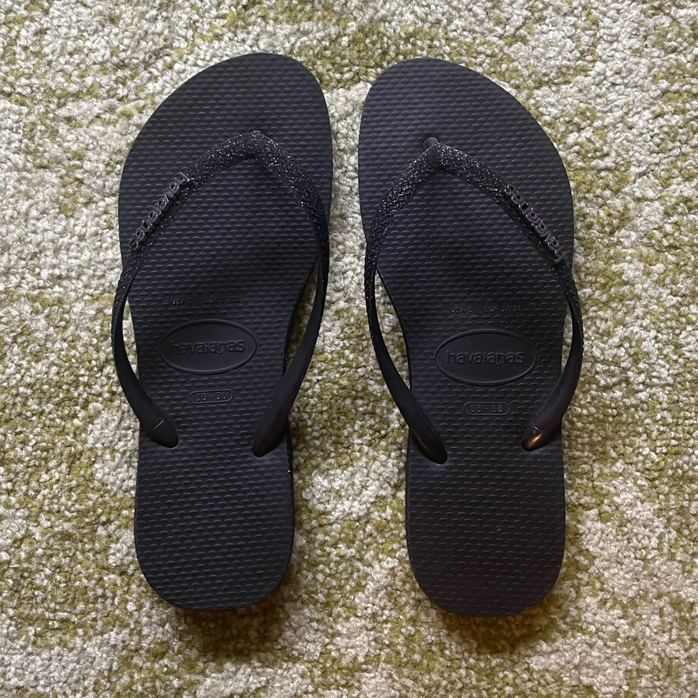 havianas black sparkle flip flop sandals